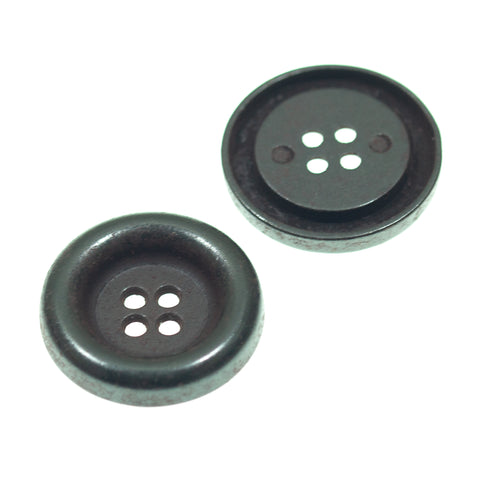 Metallknopf mit Rand in Schwarz mit 4-Loch-Befestigung in 15–23 mm