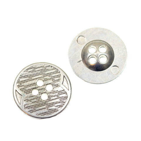Metallknopf mit Muster flach in Silber mit 4-Loch-Befestigung in 20 mm