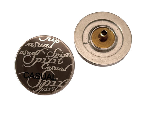 Brauner Druckknopf NK-168 – sportlich-elegantes Design für Jacken, Jeans und Accessoires