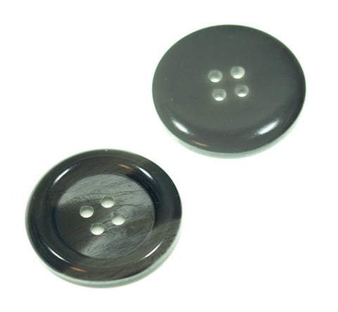 Grau Hornimitatknopf HI-67 mit 4-Loch als Mantel- und Jackenknopf