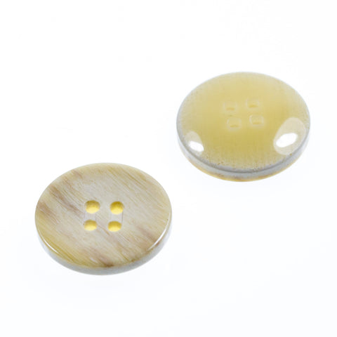 Creme-Natur Hornimitatknopf HI-68 mit 4-Loch als Mantel- und Jackenknopf