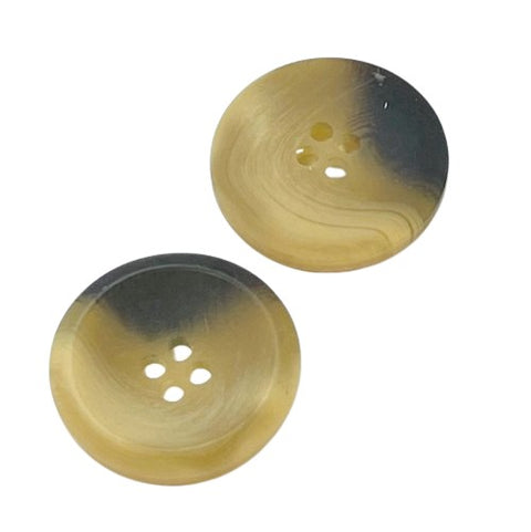 Braun-Beige Hornimitatknopf KM-75 mit 4-Loch als Mantel- und Jackenknopf