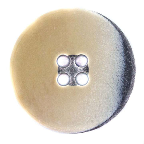 Beige Hornimitatknopf KM-49 mit 4-Loch als Mantel- und Jackenknopf