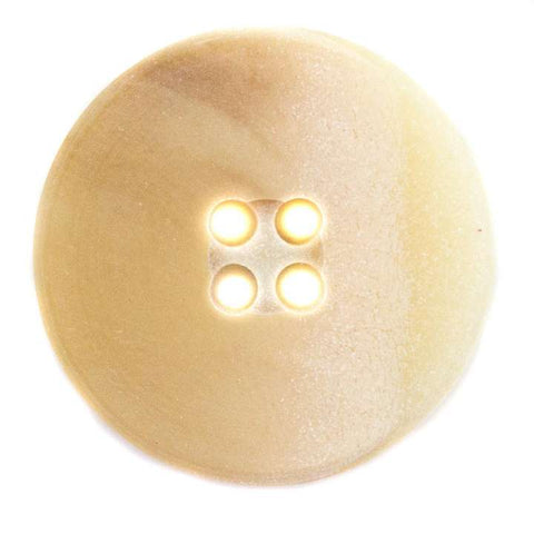 Creme-Natur Hornimitatknopf KM-49 mit 4-Loch als Mantel- und Jackenknopf