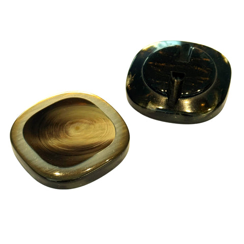 Einzelstück: Großer Quadratischer Mantelknopf in Gold-Braun, glänzend mit Öse – Modell KM-SO-13