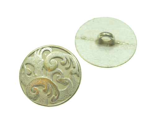 Metallknopf mit Trachtenoptik in Silber mit Öse-Befestigung in 18 mm