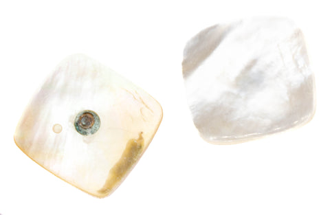 Echter Perlmuttknopf Natur in Grau/Creme/Natur mit Öse-Befestigung