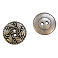 Altsilberfarbener Trachtenknopf mit ornamentalem Blattmuster und zwei Löchern, klassischer Knopf für Dirndl und Trachtenmode