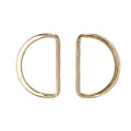 D-Ringe aus goldfarbenem Metall, zwei Stueck mit flacher Oberseite nebeneinander
