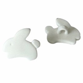 Kinderknopf mit hasemotiv in Weiß aus Kunststoff