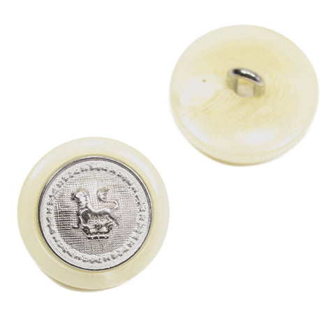 Metallknopf mit Wappenmotiv Löwenwappen in Creme/Natur mit Öse-Befestigung in 20 mm