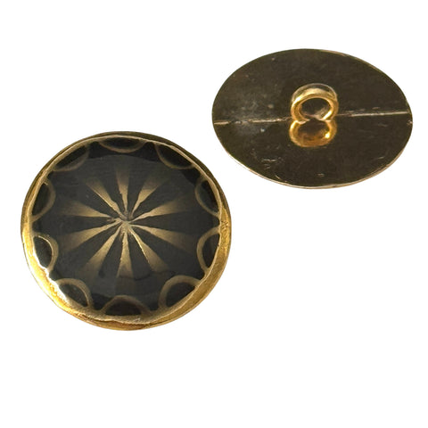 Knopf mit Sternmotiv in Gold auf Schwarz, Rueckseite mit goldfarbener Oese